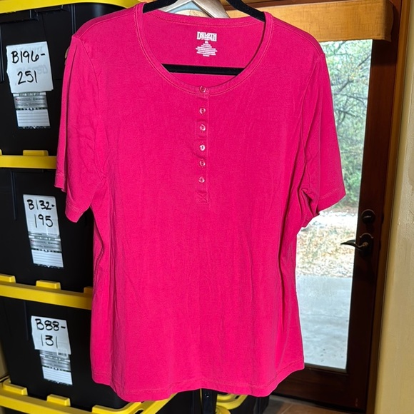 Duluth Trading Co Plus Lightweight Longtail T Short Sleeve Henley Fuchsia Sz XL - Picture 1 of 5